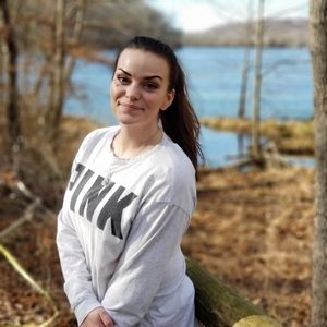 Meet your Posher, Emmily